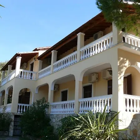 Papoulas Apartmán Liapades