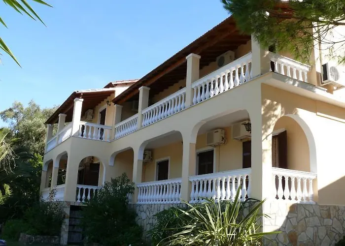 Papoulas شقة لياباديس