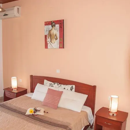 Papoulas * リアパデス